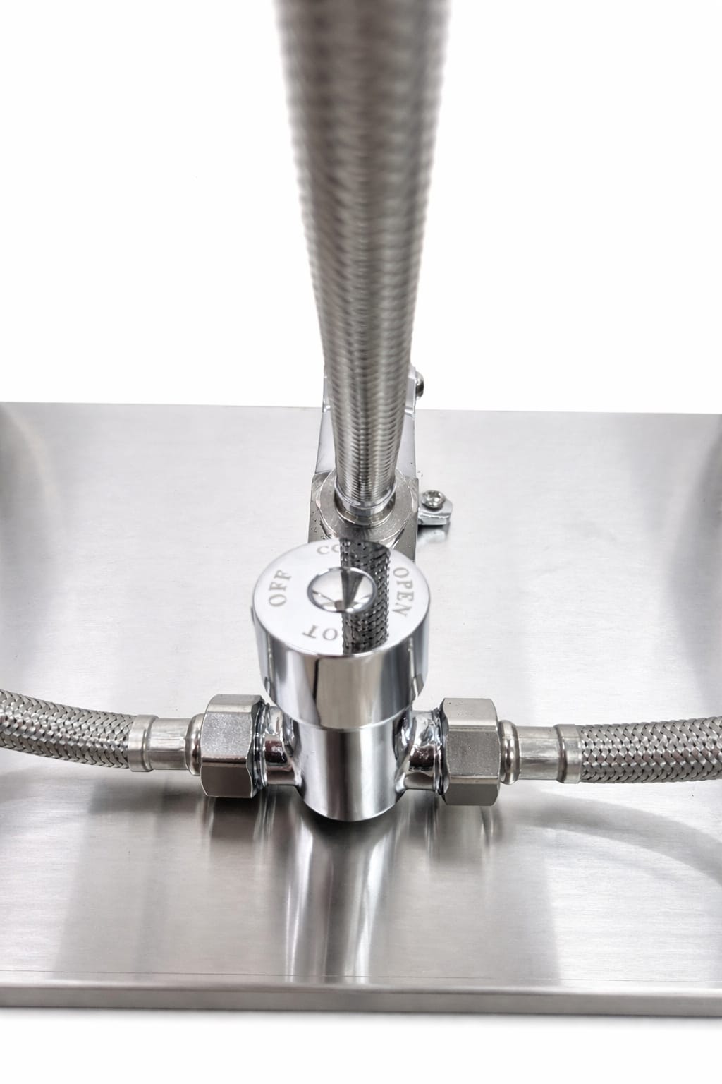 Llave pedal para lavafondos